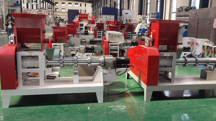 Crappie fish feed extruders factory in Qatar